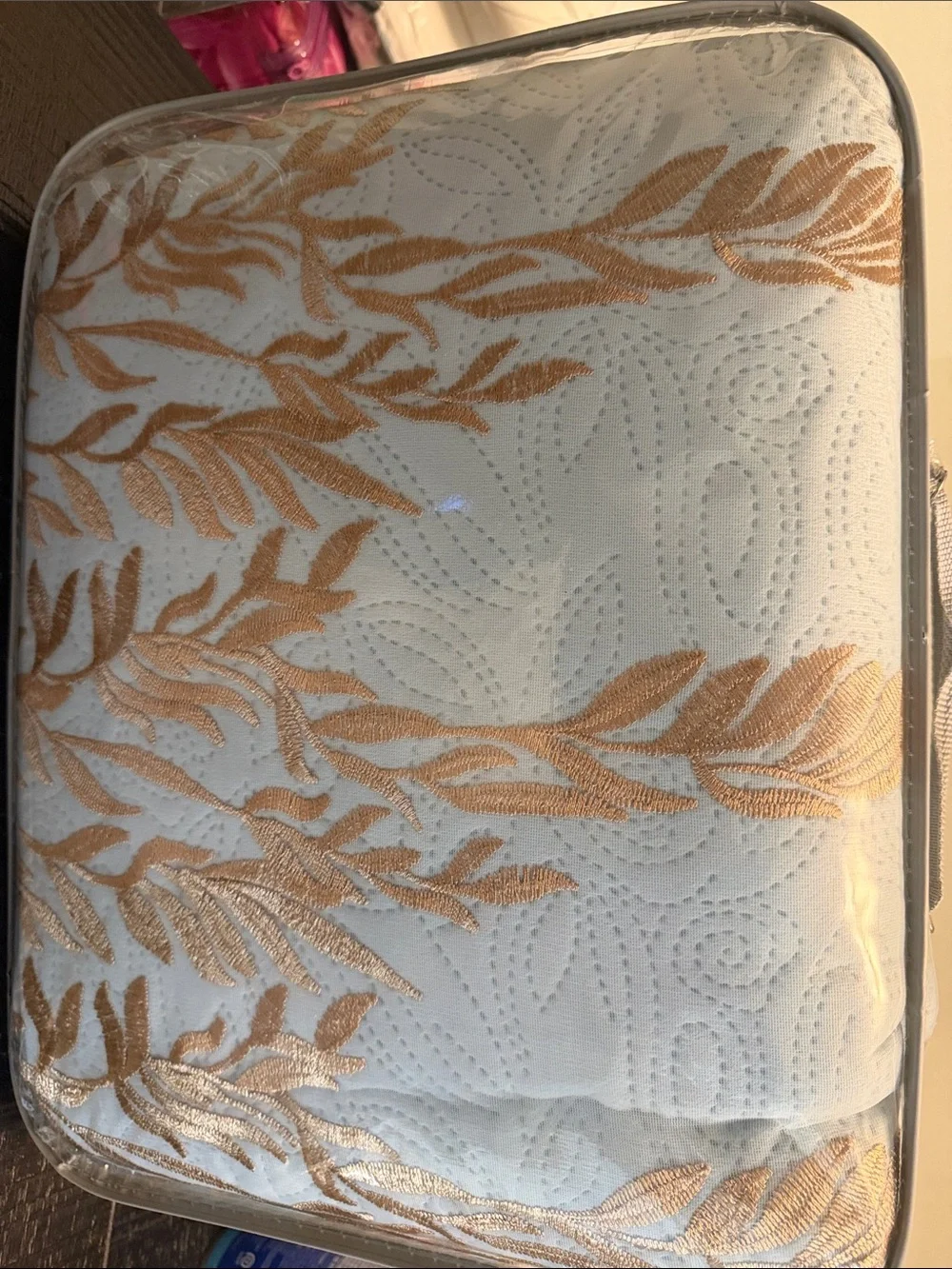 Papaya Aqua Velvet 4pcs Luxury Bedspread Set with Gray Embroidery brand new